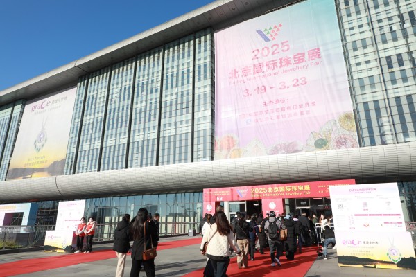 2-場館外場.jpg